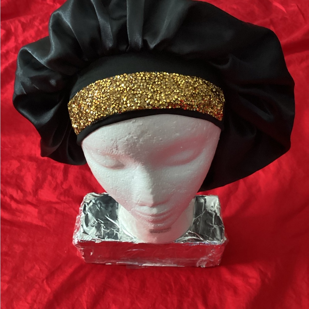 Chic Black and Gold Women's Hair Bonnet